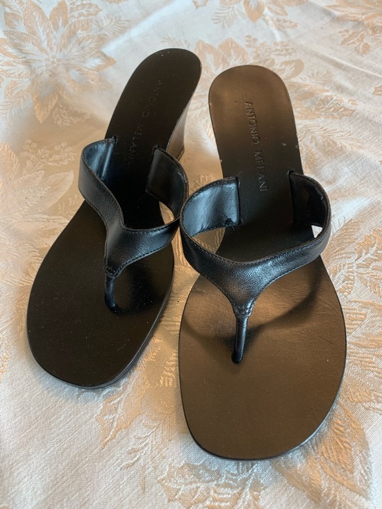 ANTONIO MELANI Shoes - ANTONIO MELANI Black Leather Thong Mules